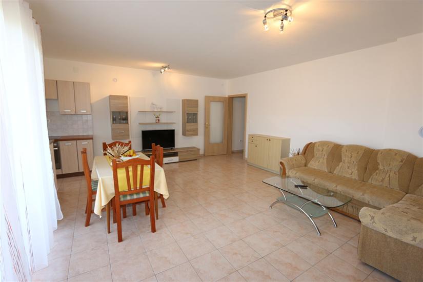 Apartment A3, for 6 persons