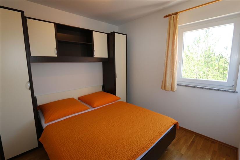 Apartment A4, for 6 persons