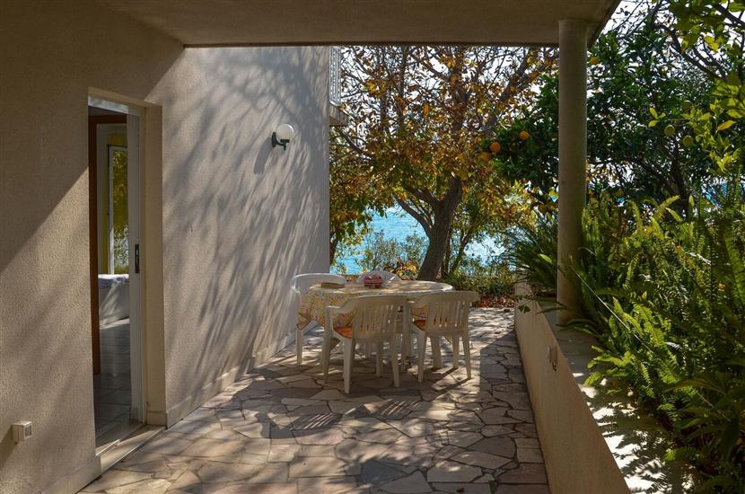 Apartment A2, for 4 persons