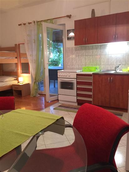 Apartment A4, for 4 persons