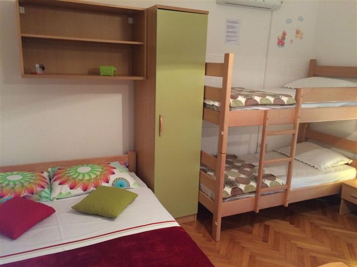 Apartment A4, for 4 persons