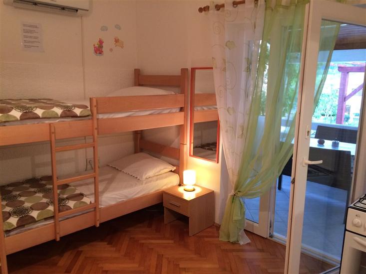 Apartment A4, for 4 persons