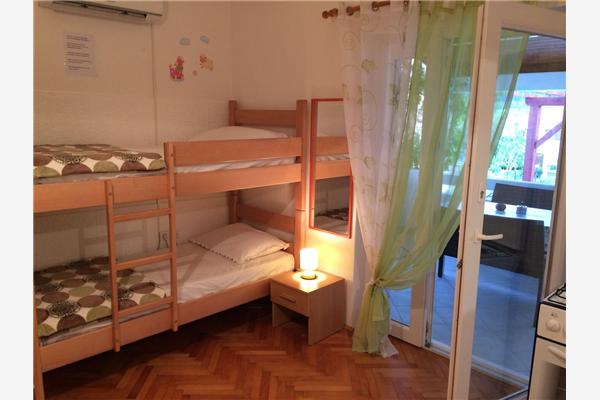 Apartment A4, for 4 persons