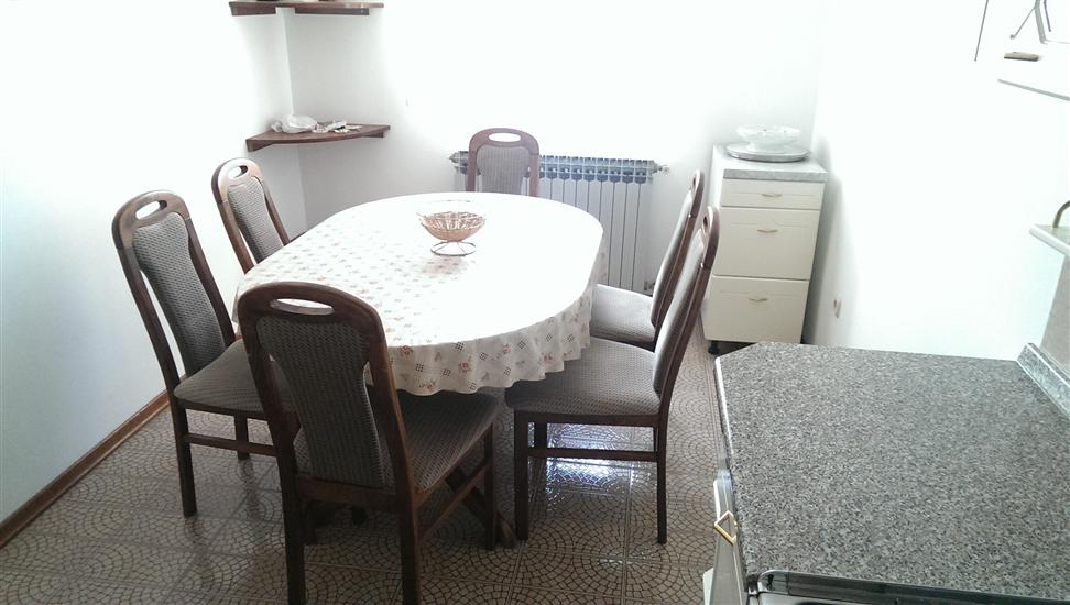 Apartment A2, for 5 persons