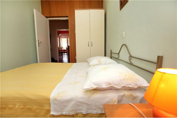 Apartment A1, for 6 persons