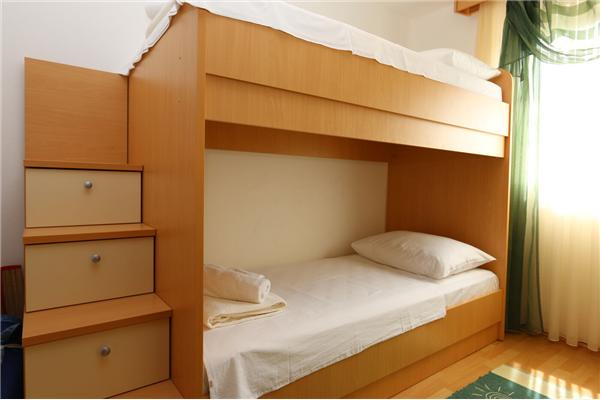 Apartment A1, for 5 persons