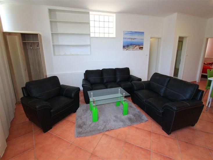 Apartment A1, for 6 persons