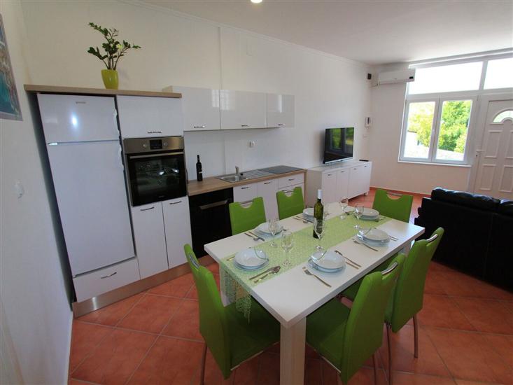 Apartment A1, for 6 persons