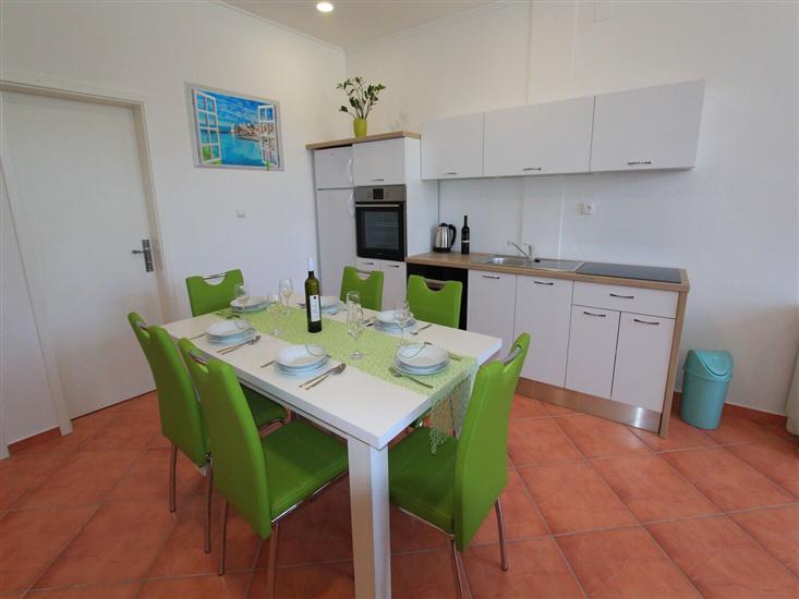 Apartment A1, for 6 persons