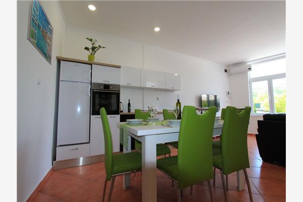 Apartment A1, for 6 persons