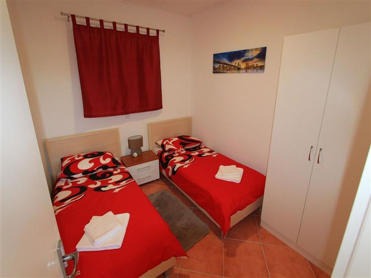 Apartment A1, for 6 persons