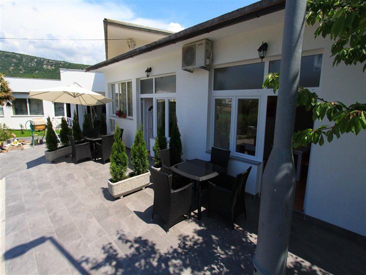 Apartment A1, for 6 persons