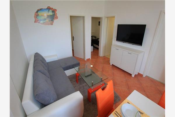 Apartment A2, for 6 persons