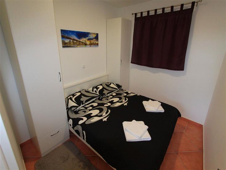 Apartment A2, for 6 persons