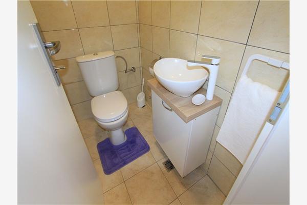 Apartment A2, for 6 persons