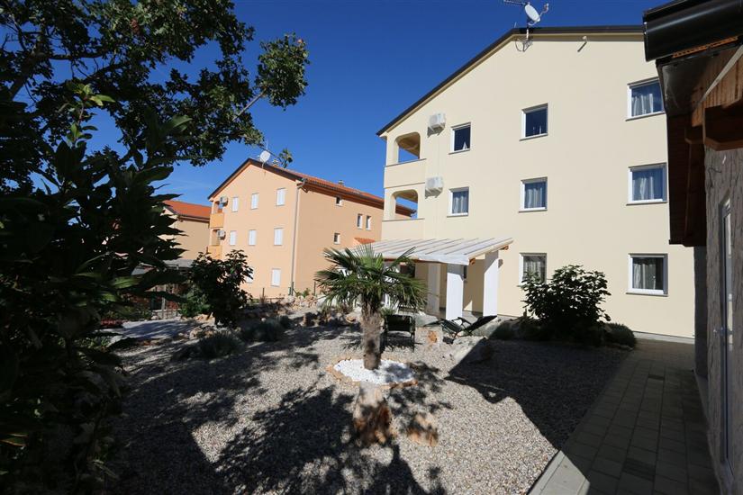 Apartments Rogic-Klimno