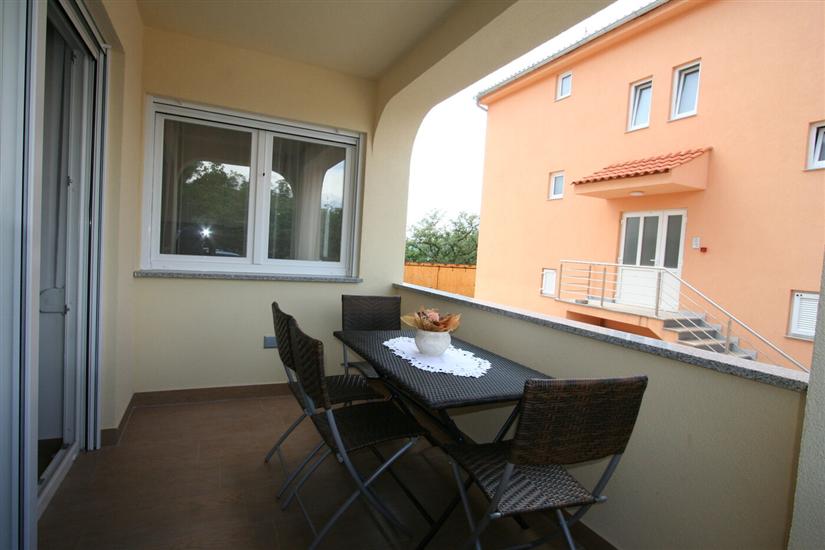 Apartment A1, for 6 persons