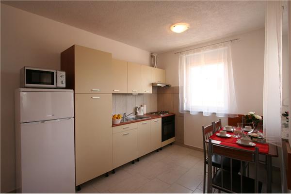 Apartment A2, for 5 persons