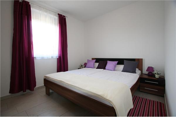 Apartment A2, for 5 persons