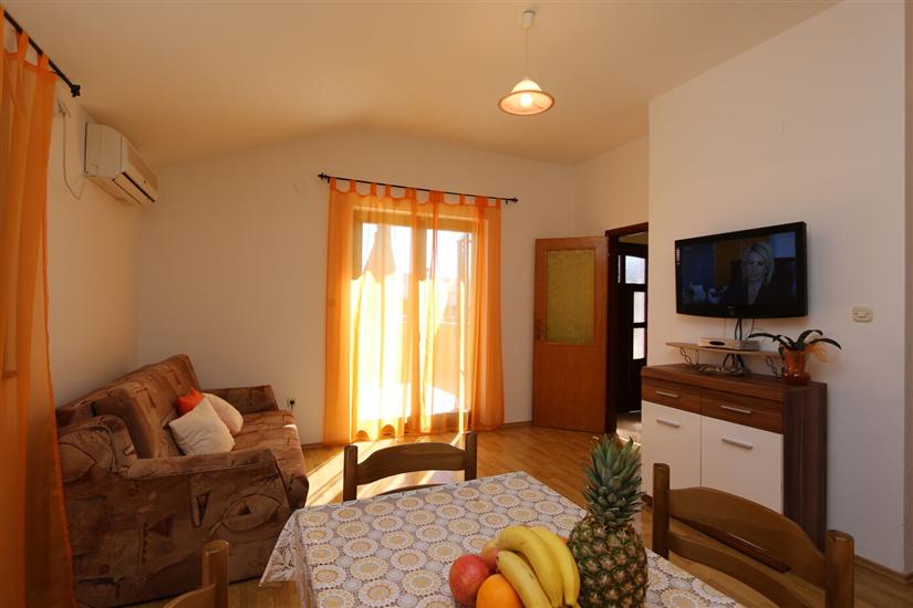 Apartment A1, for 3 persons