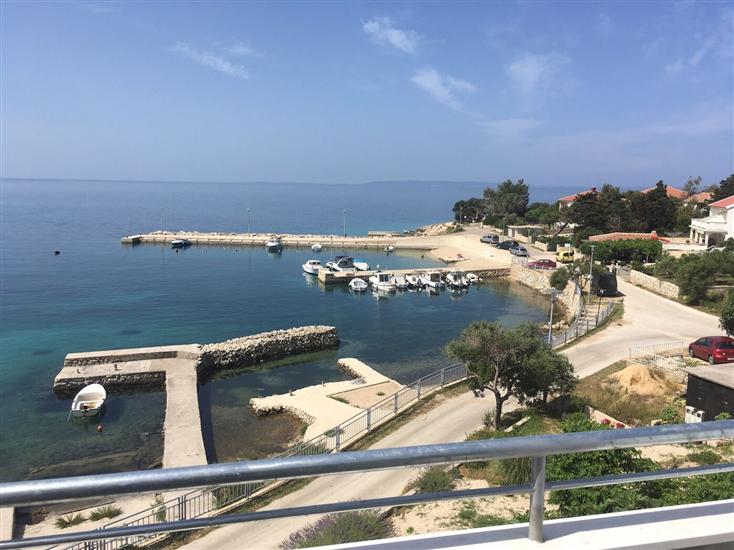 Apartment A4, for 4 persons