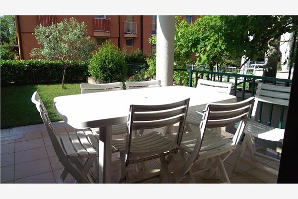 Apartment A2, for 5 persons