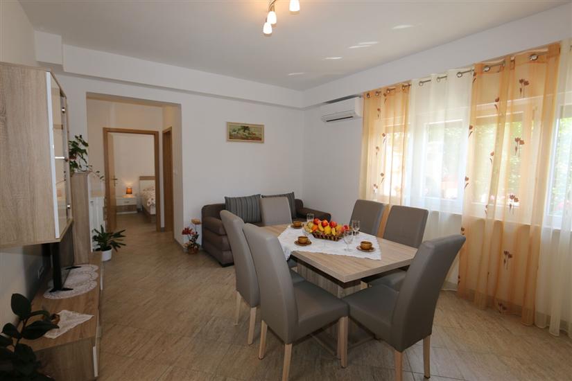 Apartment A1, for 4 persons