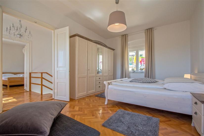 House A1, for 8 persons