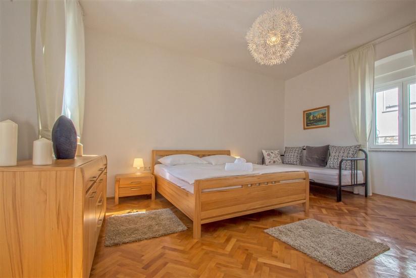 House A1, for 8 persons