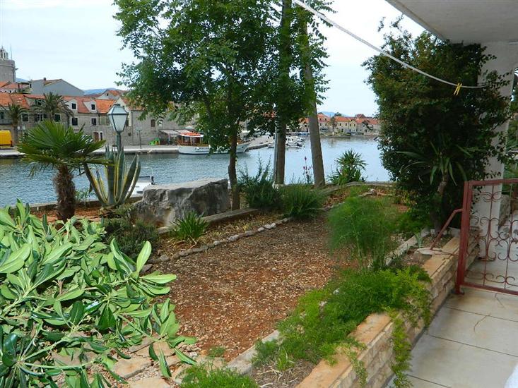 Apartment and Room Darinka