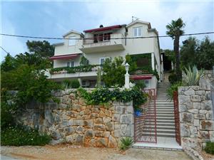 Apartment and Room Darinka Vrboska - island Hvar, Size 40.00 m2, Airline distance to town centre 250 m