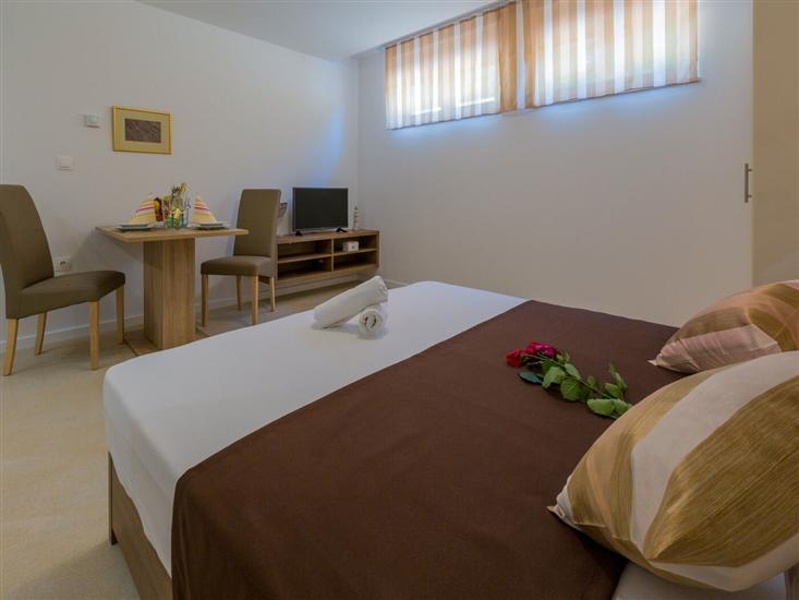 Apartment A1, for 2 persons