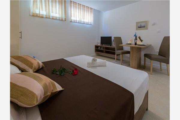 Apartment A5, for 2 persons