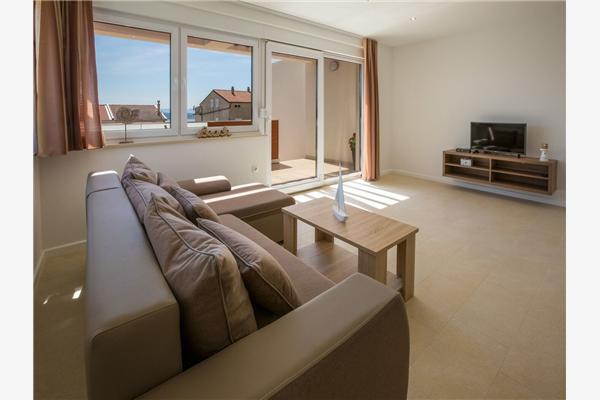 Apartment A2, for 6 persons