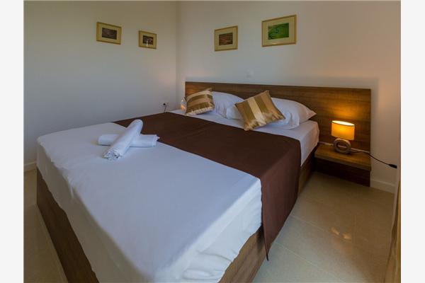 Apartment A2, for 6 persons