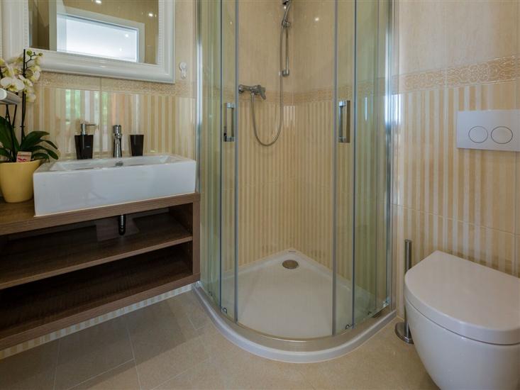 Apartment A2, for 6 persons