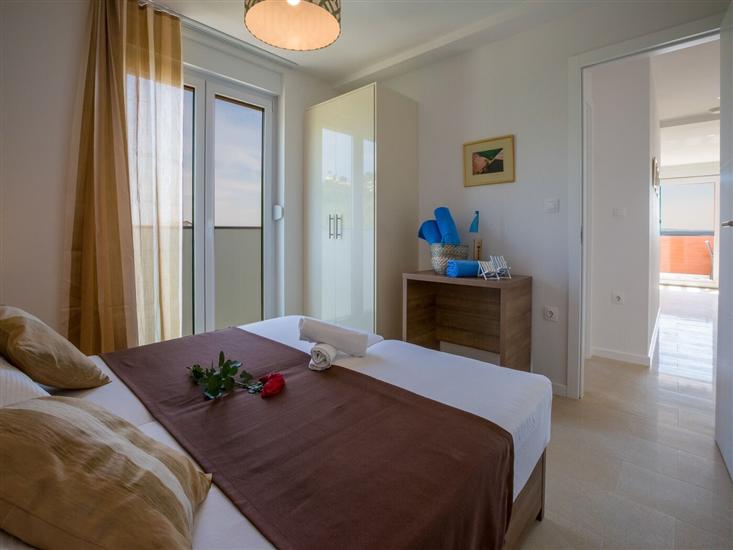 Apartment A4, for 4 persons