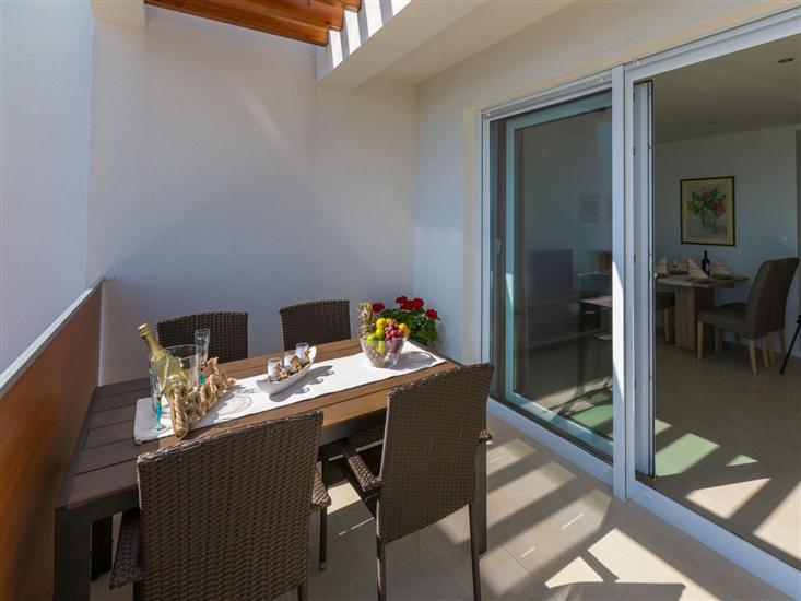 Apartment A4, for 4 persons