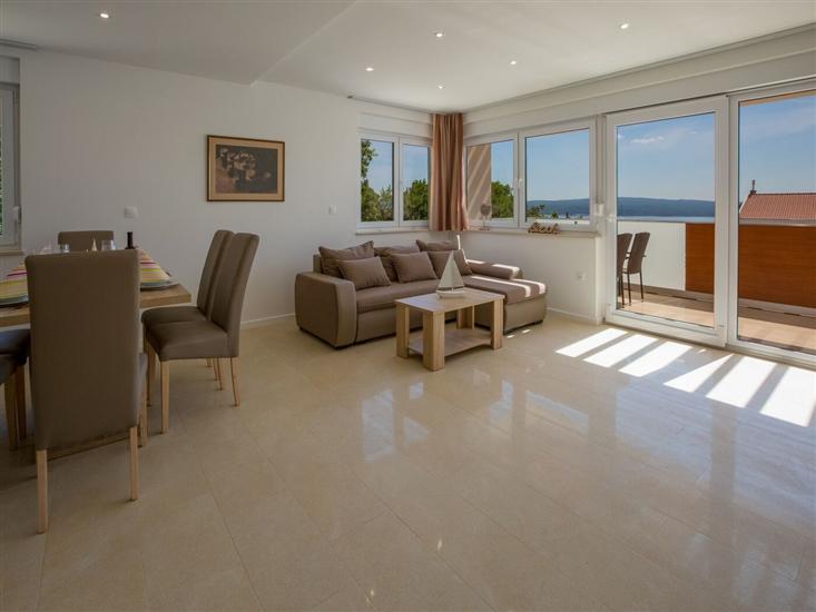 Apartment A6, for 6 persons