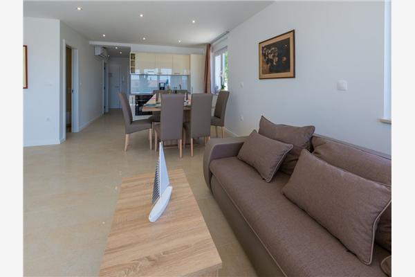 Apartment A6, for 6 persons