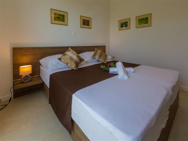 Apartment A6, for 6 persons