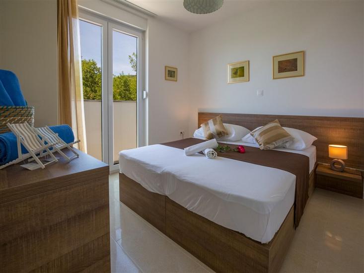 Apartment A7, for 4 persons