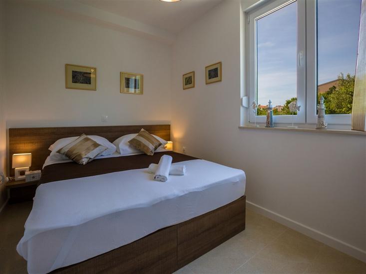 Apartment A7, for 4 persons