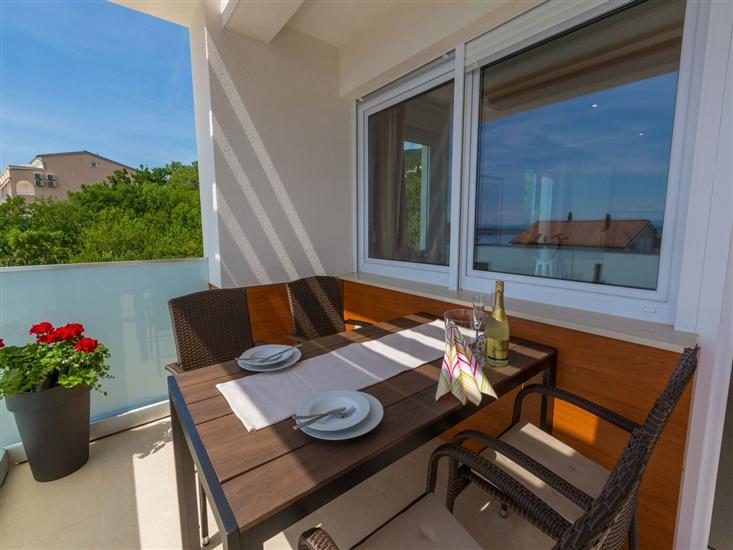 Apartment A7, for 4 persons