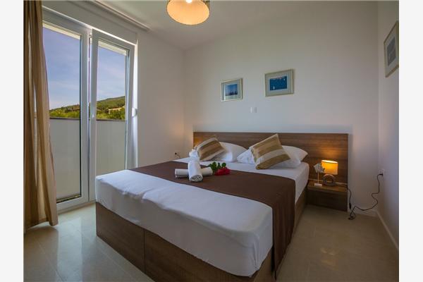 Apartment A8, for 4 persons