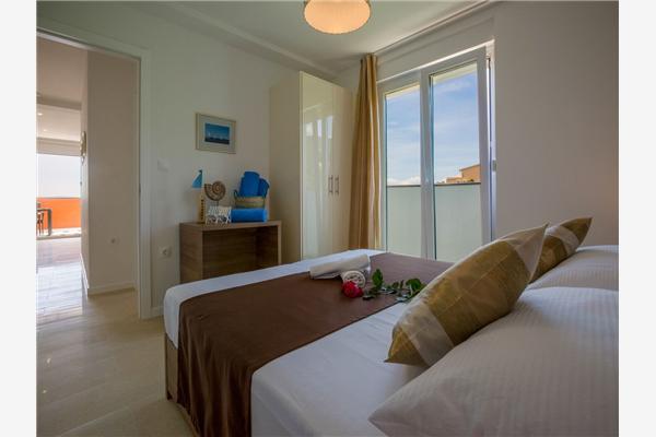 Apartment A8, for 4 persons