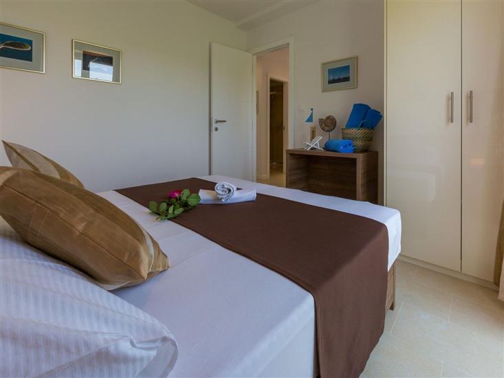 Apartment A8, for 4 persons