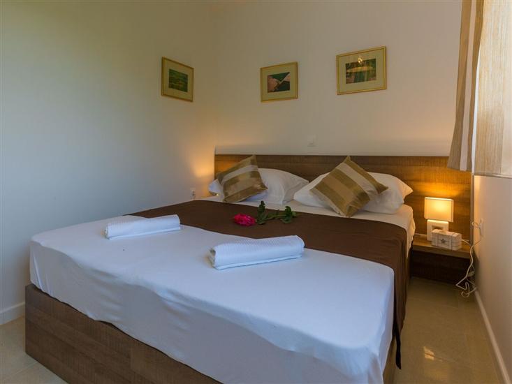 Apartment A8, for 4 persons