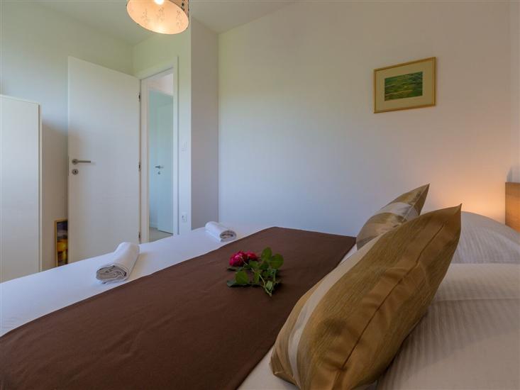 Apartment A8, for 4 persons