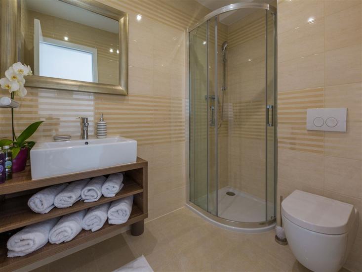 Apartment A8, for 4 persons